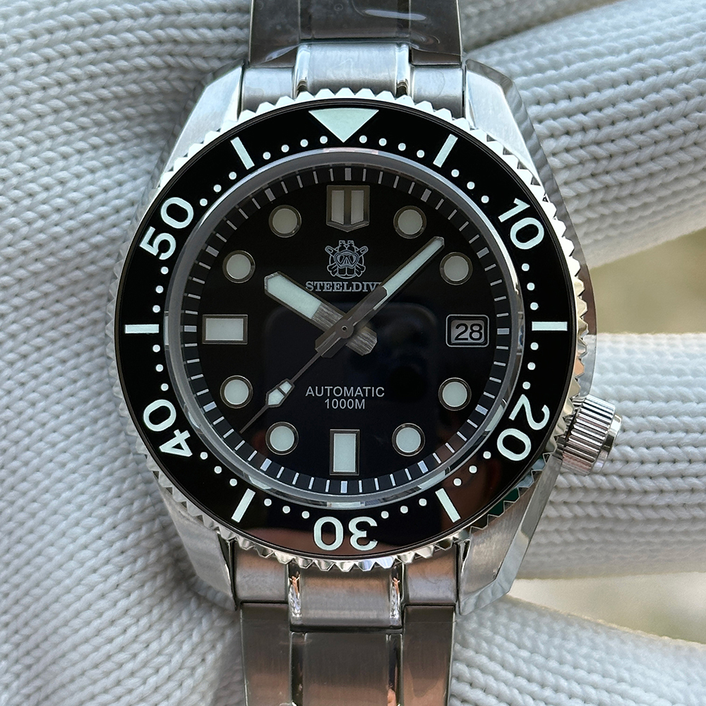 STEELDIVE Official SD1968 Swiss Luminous Sapphrie Glass 200M Waterproof NH35 Automatic Dive Watch