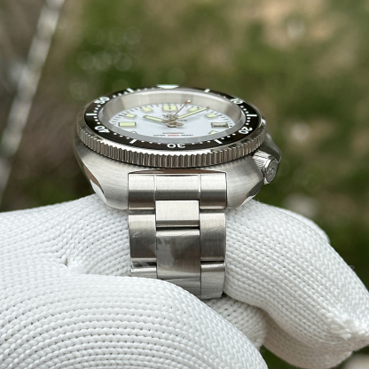 STEELDIVE Official SD1974 Sapphire Glass 200M Waterproof NH35 Automatic Mens Dive Watch V3 Bracelet