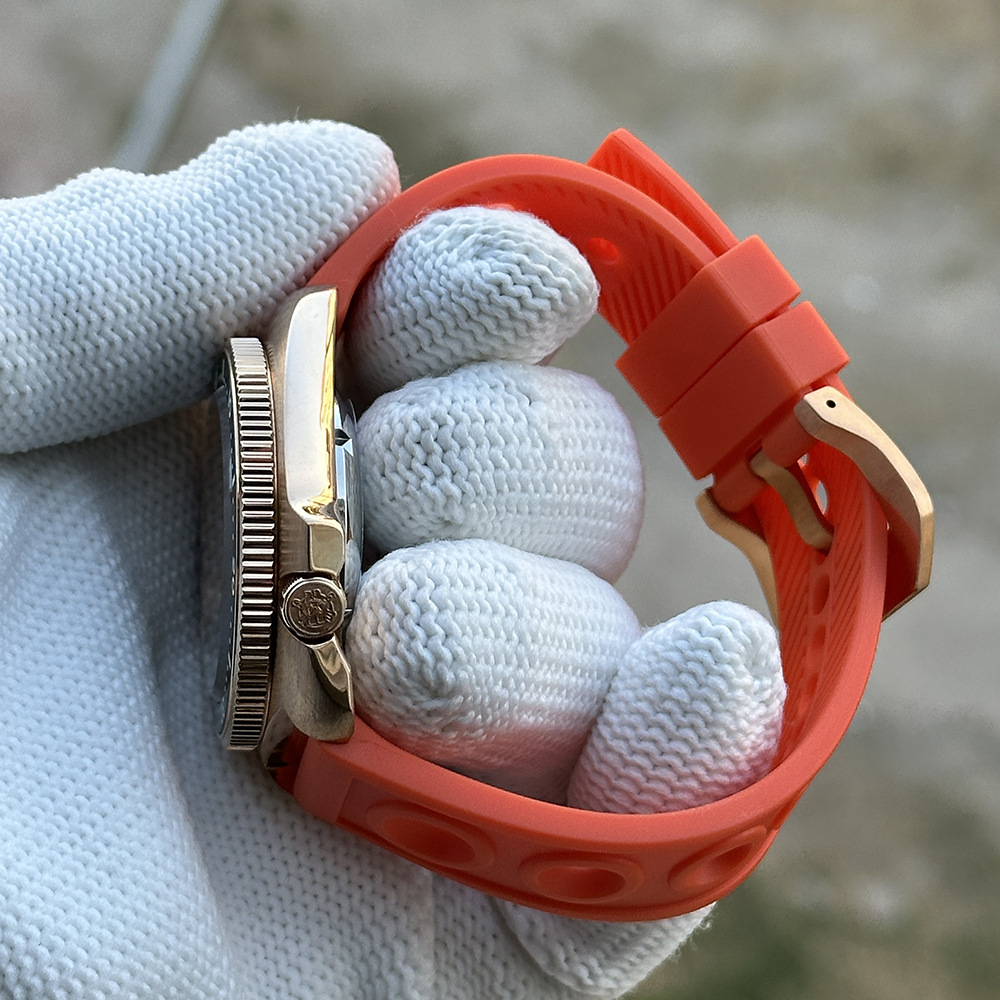 STEELDIVE Official SD1970S Swiss BGW9 Blue Luminous 200M Waterproof NH35 Automatic Mens Dive Watch