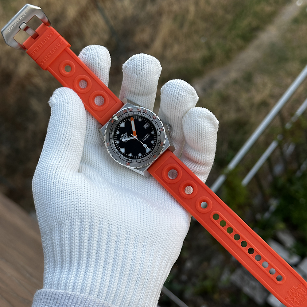 STEELDIVE Official SD1936 Swiss BGW9 Luminous 40MM Steel Case Sapphire Glass Steel Bezel 300M Mens NH35 Date Dive Watch