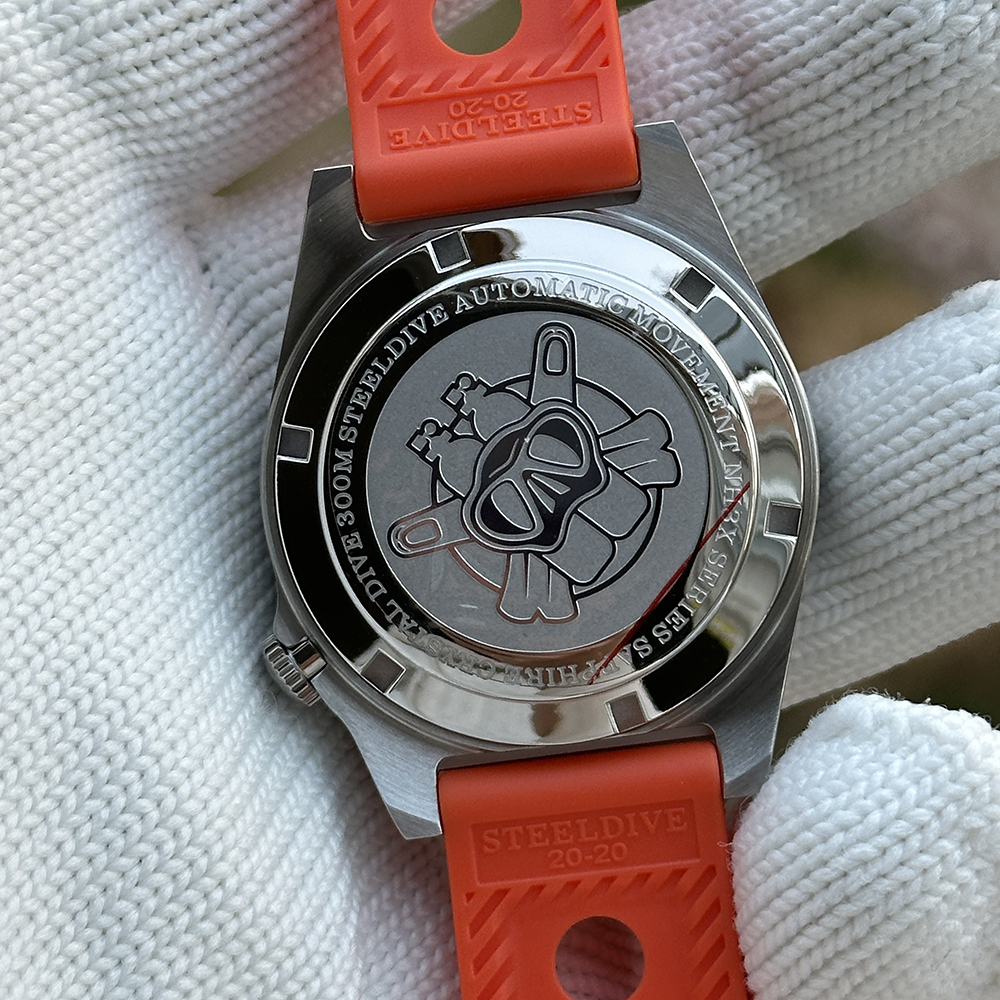 STEELDIVE Official SD1936 Swiss BGW9 Luminous 40MM Steel Case Sapphire Glass Steel Bezel 300M Mens NH35 Date Dive Watch