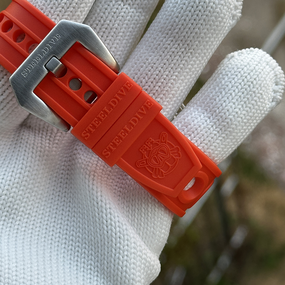 STEELDIVE Official SD1936 Swiss BGW9 Luminous 40MM Steel Case Sapphire Glass Steel Bezel 300M Mens NH35 Date Dive Watch