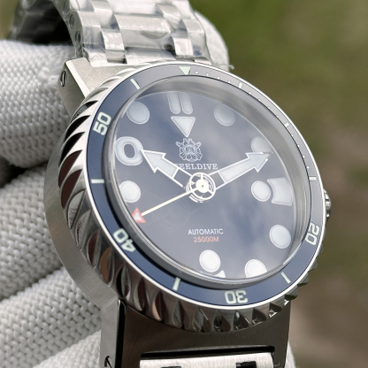 STEELDIVE Official SD1982 Tank Bracelet NH35 Automatic Dive Watch