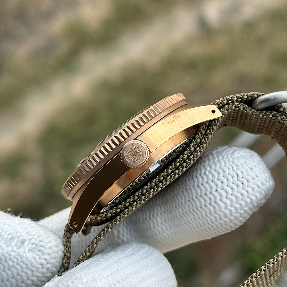 STEELDIVE Official SD1962S Blue Dial 200M Waterproof 41.9MM Bronze Case NH35 Automatic Mens Dive Watch