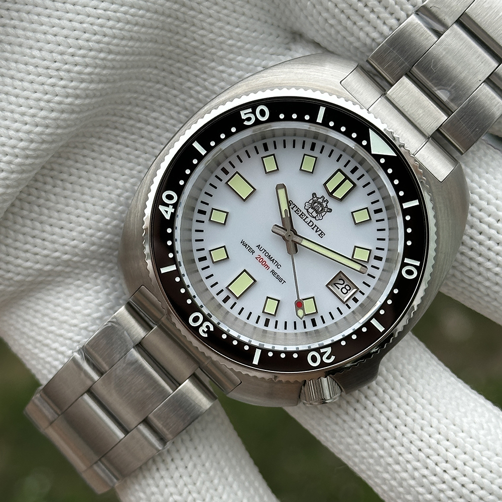 STEELDIVE Official SD1974 Sapphire Glass 200M Waterproof NH35 Automatic Mens Dive Watch V3 Bracelet