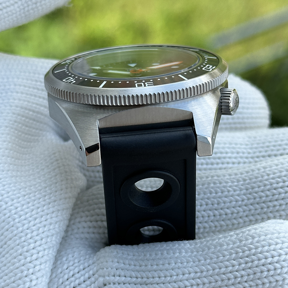 STEELDIVE Official SD1929 Black Dial 42mm Case 300M Waterproof NH35 Automatic Mens Dive Watch