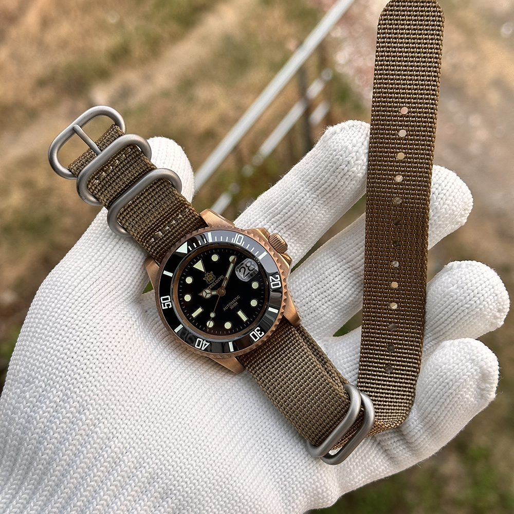 STEELDIVE Official SD1953S Solid Bronze 40.5MM Swiss Luminous 300M Waterproof NH35 Automatic Mens Dive Watch