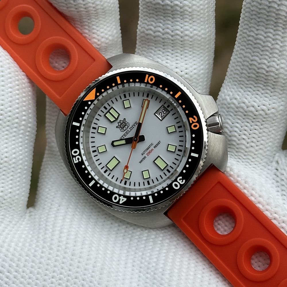 STEELDIVE Official SD1974C White Dial New Arrival NH35 Automatic 200m Dive Watch 