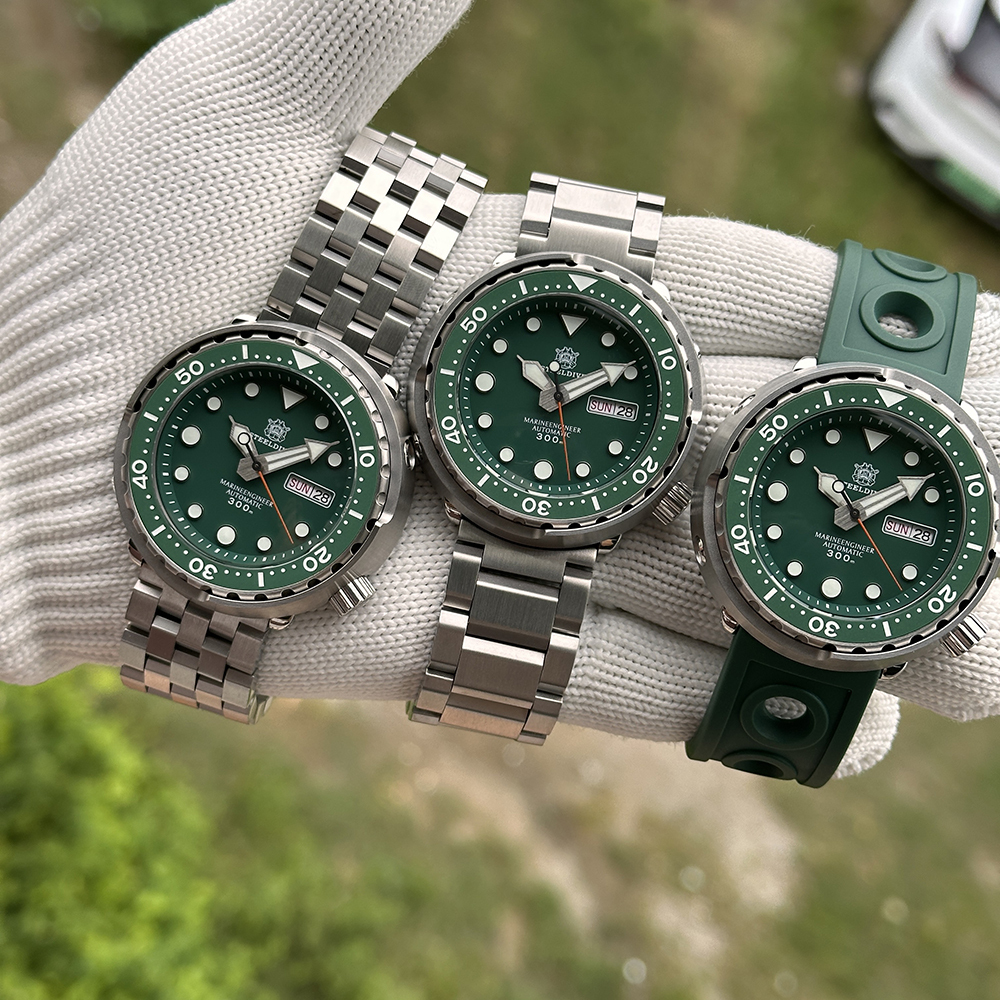 STEELDIVE Official SD1975W Day and Date Function NH36 Automatic Tuna Dive Watch