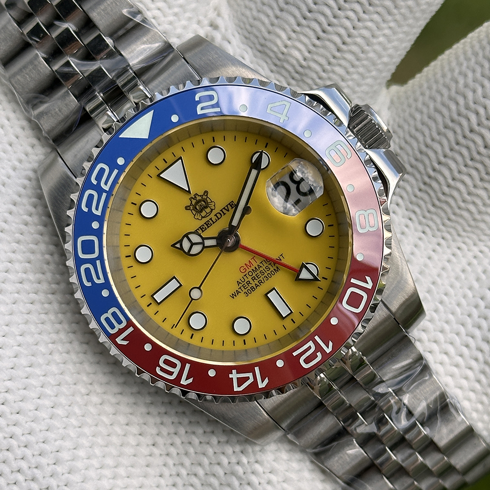 STEELDIVE Official SD1993 Yellow Dial NH35 Automatic 300m Sapphire Glass Dive Watch