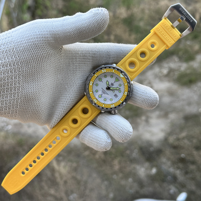 Steeldive SD1975N White Dial Yellow Bezel on Rubber Strap