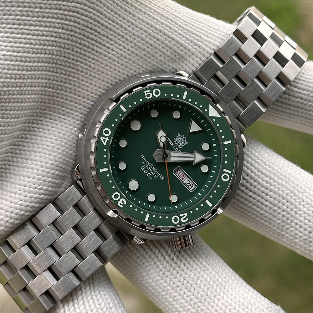 STEELDIVE Official SD1975W Day and Date Function NH36 Automatic Tuna Dive Watch