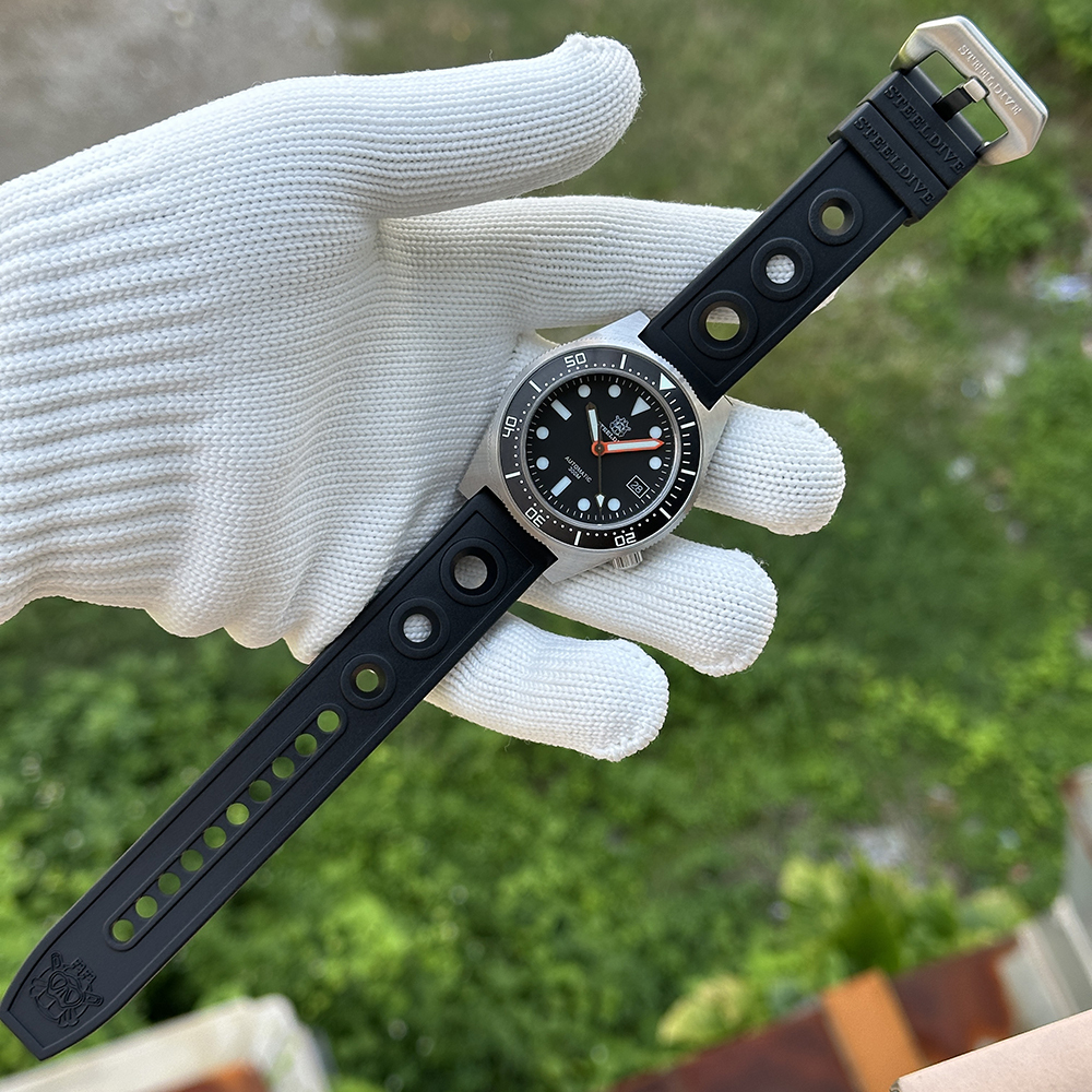 STEELDIVE Official SD1929 Black Dial 42mm Case 300M Waterproof NH35 Automatic Mens Dive Watch
