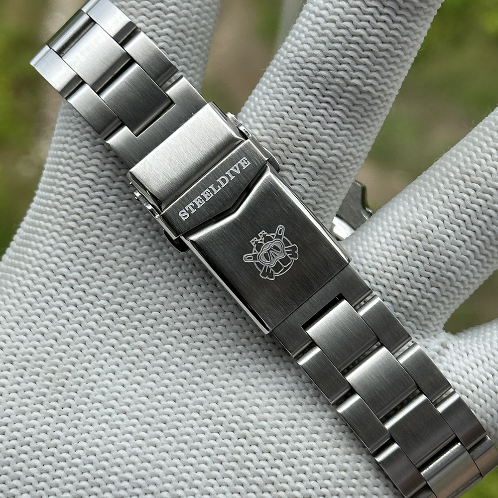 STEELDIVE Official SD1970C Black 200M Dive Watch