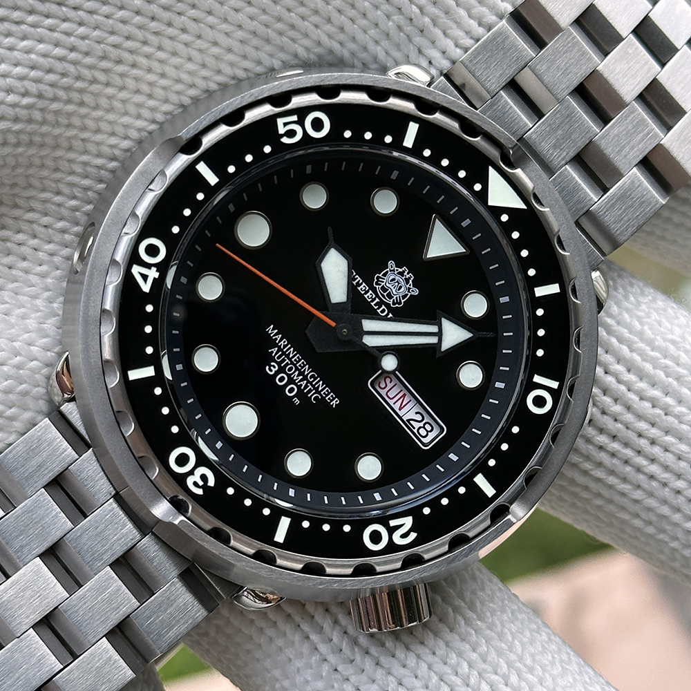 STEELDIVE Official SD1975W Day and Date Function NH36 Automatic Tuna Dive Watch