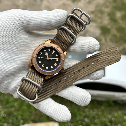 STEELDIVE Official SD1958S 41.1MM Solid Bronze Case 200M Waterproof Sapphire Glass NH35 Automatic Mens Dive Watch 