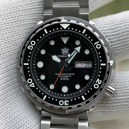 STEELDIVE Official SD1975W Day and Date Function NH36 Automatic Tuna Dive Watch
