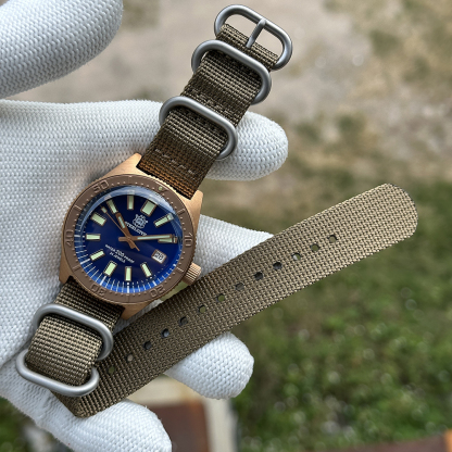 STEELDIVE Official SD1962S Blue Dial 200M Waterproof 41.9MM Bronze Case NH35 Automatic Mens Dive Watch