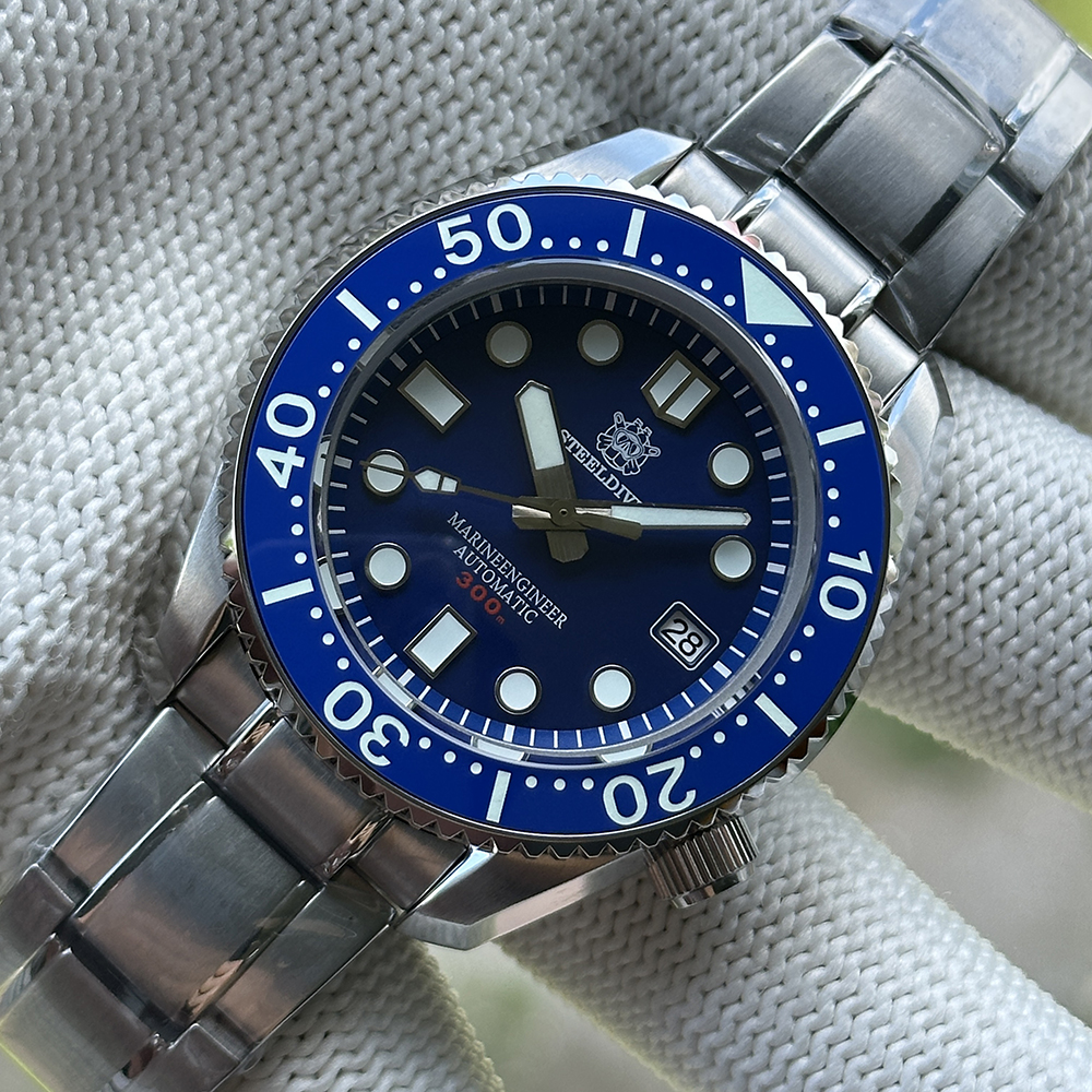 STEELDIVE Official SD1968 Blue Dial 44mm One-piece Case Sapphire Crystal NH35 Automatic Men Dive Watch