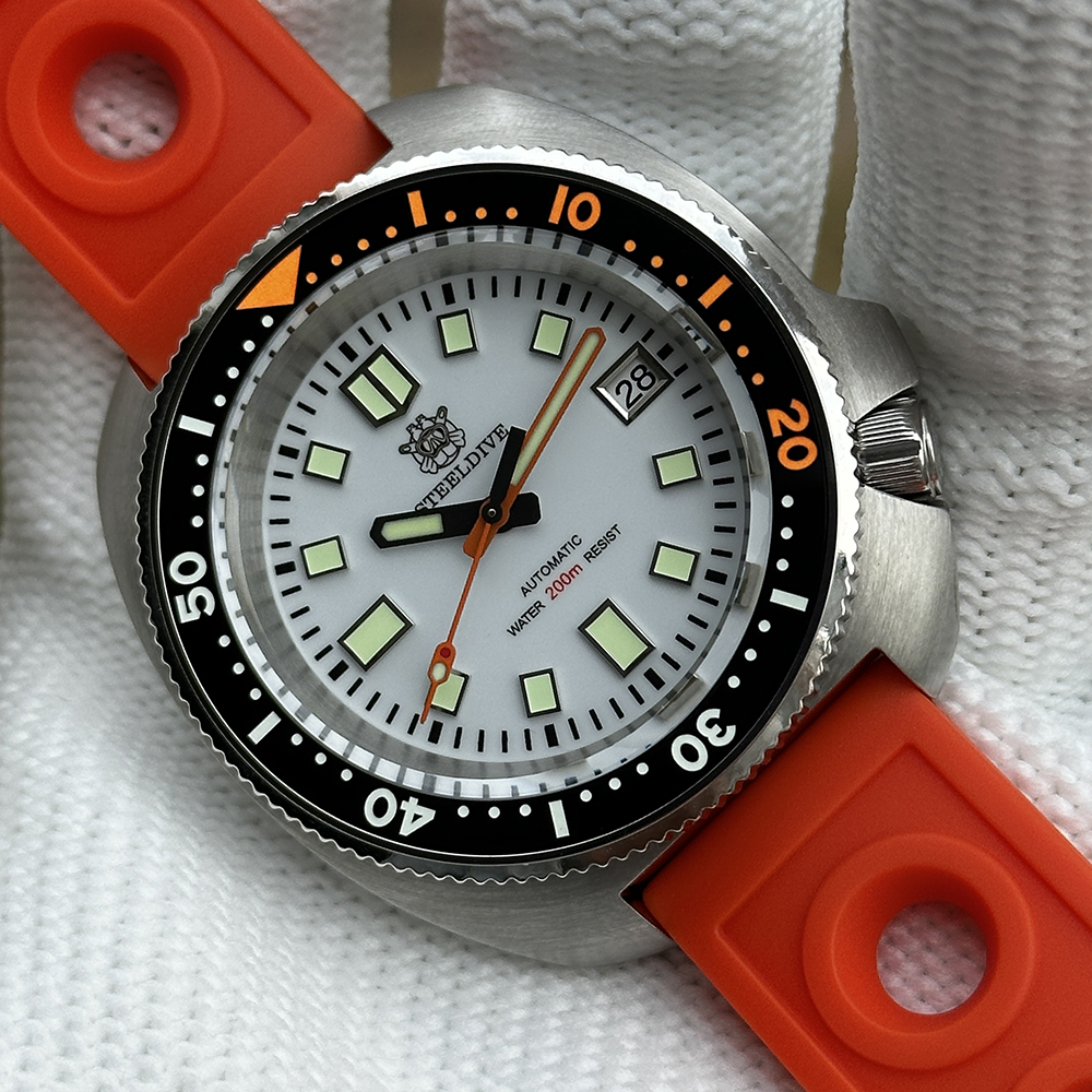STEELDIVE Official SD1974C White Dial New Arrival NH35 Automatic 200m Dive Watch 