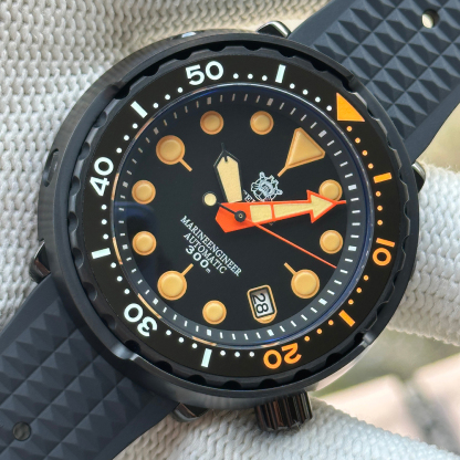 Steeldive SD1975XV On Waffle