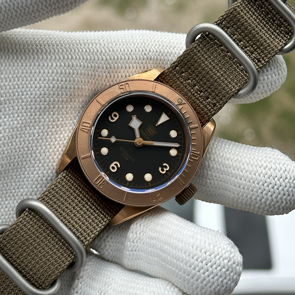 STEELDIVE Official SD1958S 41.1MM Solid Bronze Case 200M Waterproof Sapphire Glass NH35 Automatic Mens Dive Watch 