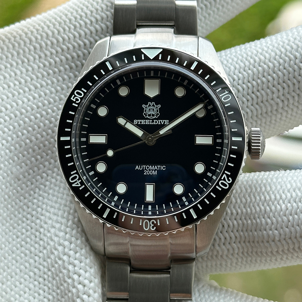 STEELDIVE Official SD1965 Black Dial 42.1MM Case Sapphire Glass Ceramic Bezel Insert 200M Waterproof NH35 Mens Dive Watch