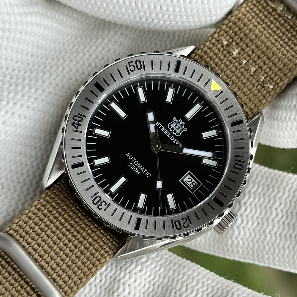 STEELDIVE Official SD1927 Steel Bezel 42MM Case Sapphire Glass 200M Waterproof NH35 Automatic Mens Sports Dive Watches