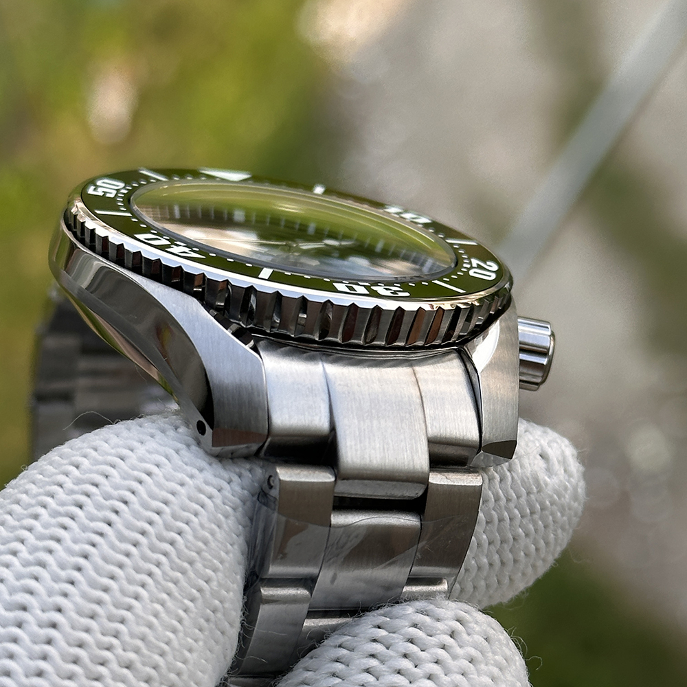 STEELDIVE Official SD1971GMT 44.9MM Swiss Luminous Ceramic Bezel Sapphire Glass 200M NH34 GMT Dive Watch