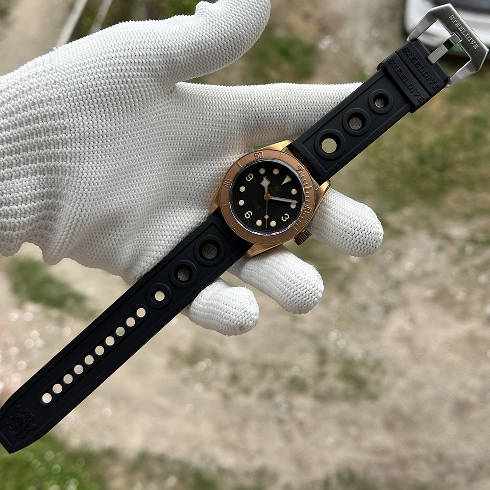 STEELDIVE Official SD1958S 41.1MM Solid Bronze Case 200M Waterproof Sapphire Glass NH35 Automatic Mens Dive Watch 