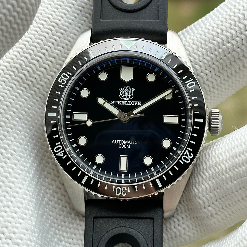 STEELDIVE Official SD1965 Black Dial 42.1MM Case Sapphire Glass Ceramic Bezel Insert 200M Waterproof NH35 Mens Dive Watch