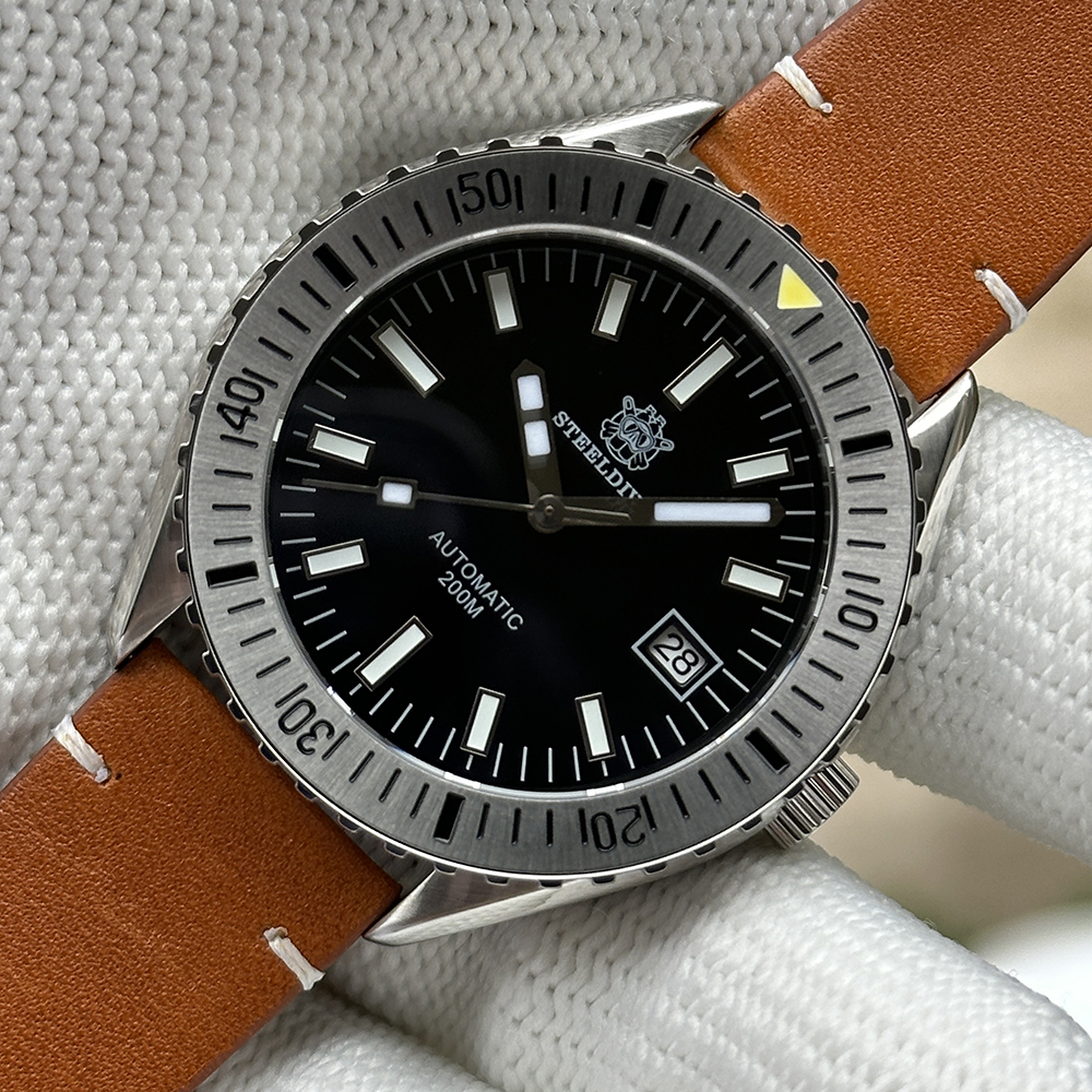 STEELDIVE Official SD1927 Steel Bezel 42MM Case Sapphire Glass 200M Waterproof NH35 Automatic Mens Sports Dive Watches