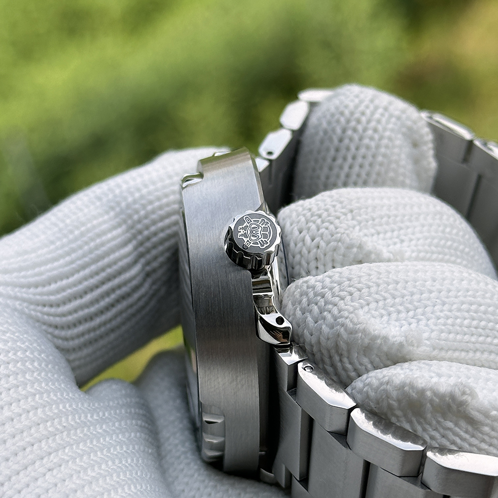 STEELDIVE Official SD1975W Day and Date Function NH36 Automatic Tuna Dive Watch