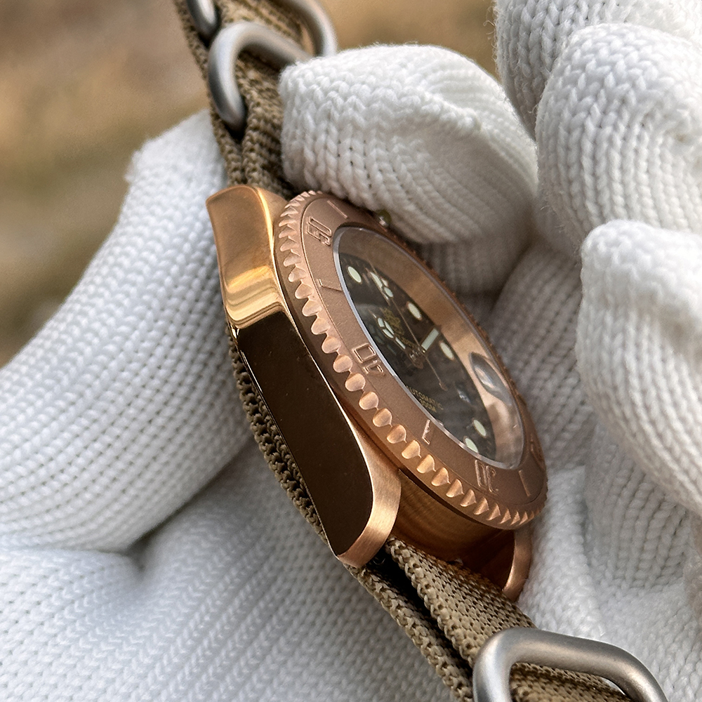 STEELDIVE Official SD1953S Solid Bronze 40.5MM Swiss Luminous 300M Waterproof NH35 Automatic Mens Dive Watch