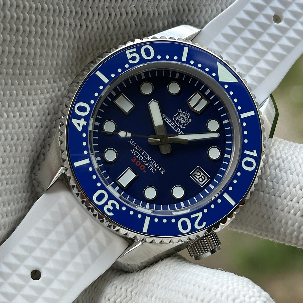 STEELDIVE Official SD1968 Blue Dial 44mm One-piece Case Sapphire Crystal NH35 Automatic Men Dive Watch