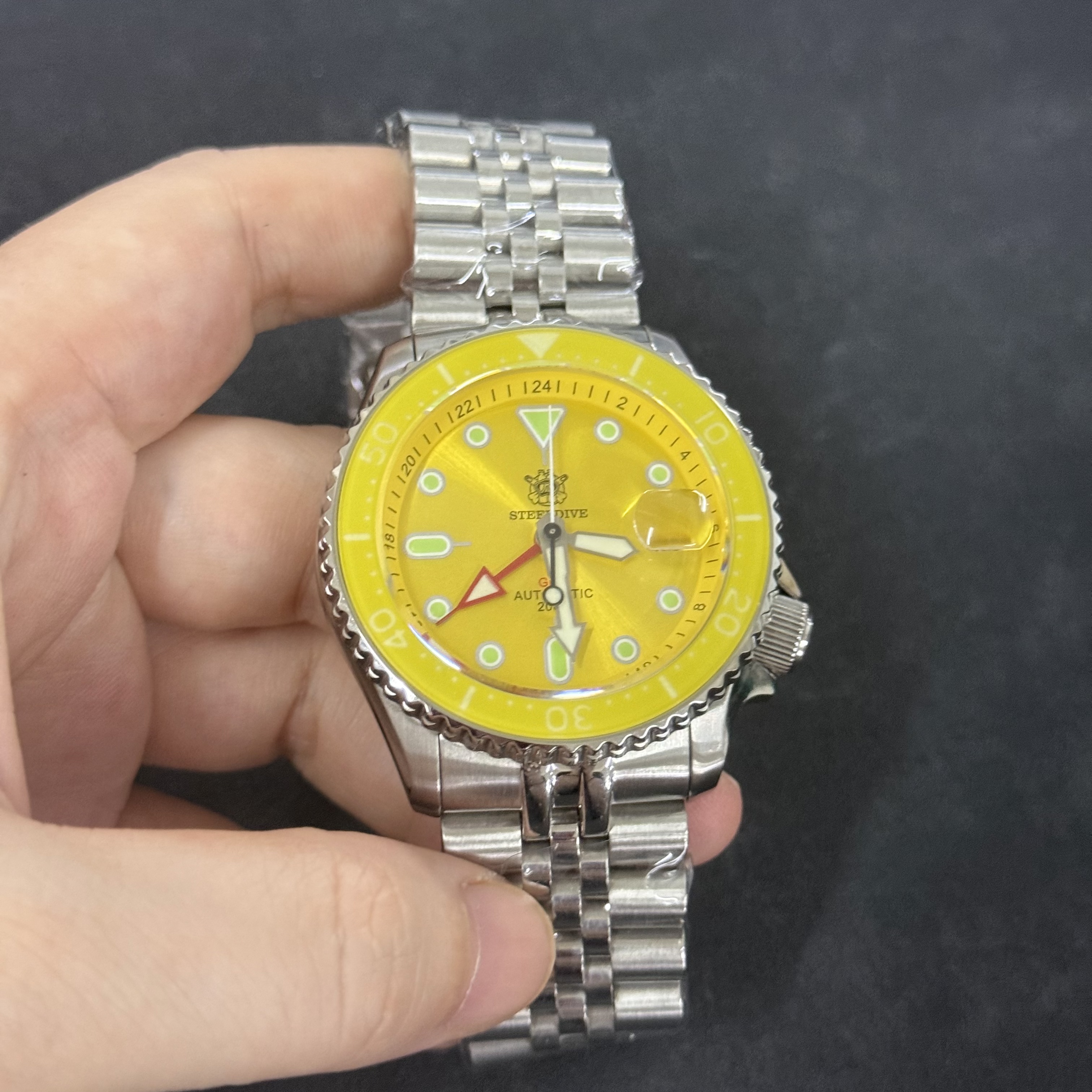 STEELDIVE Official SD1994C Yellow Personalized Design Japan NH34 GMT Watch