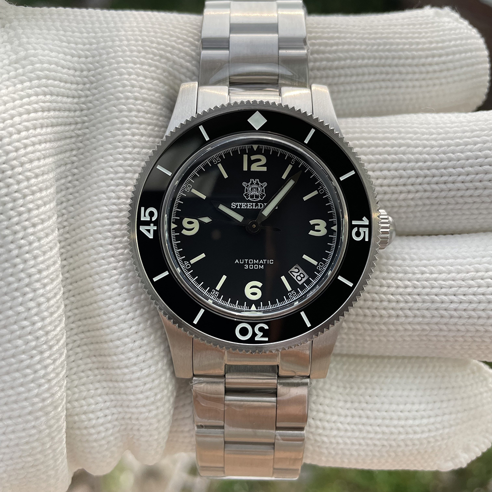 STEELDIVE Official SD1952 Date Function Black Dial 300M Waterproof NH35 Automatic Fifty Fathoms Dive Watch