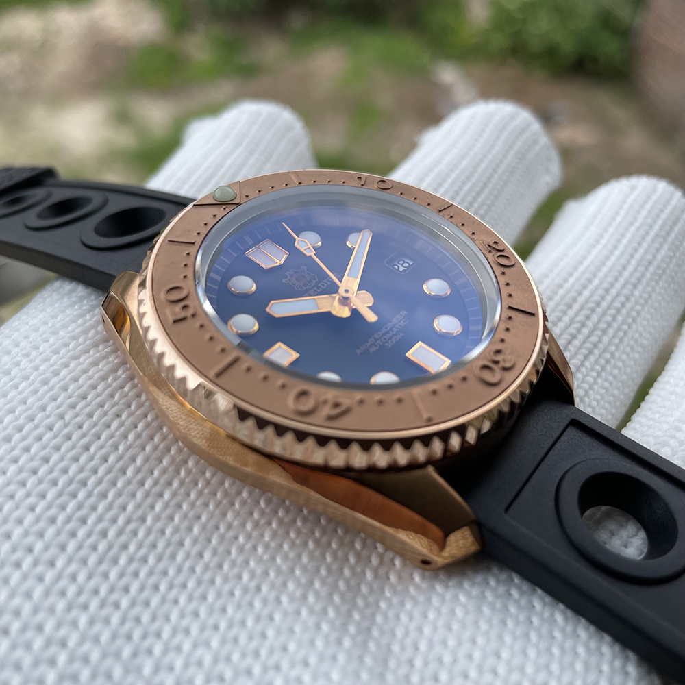 STEELDIVE Official SD1968S Swiss Luminous 44MM One-piece Bronze Case 300M Waetrproof Sapphire Glass NH35 Mens Dive Watch