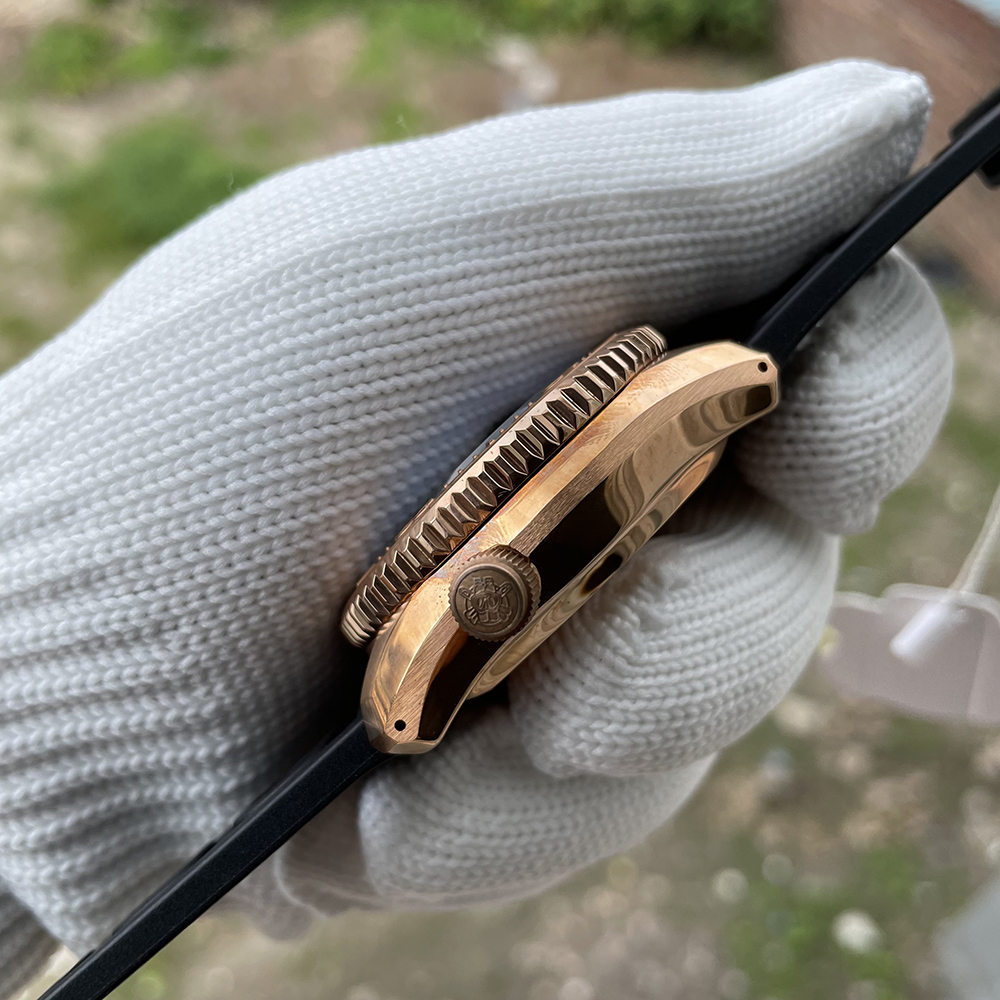 STEELDIVE Official SD1968S Swiss Luminous 44MM One-piece Bronze Case 300M Waetrproof Sapphire Glass NH35 Mens Dive Watch