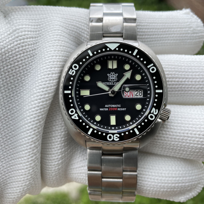 STEELDIVE Official SD1972 Day Function 200M Sapphire Glass NH36 Automatic Mens Dive Watch 