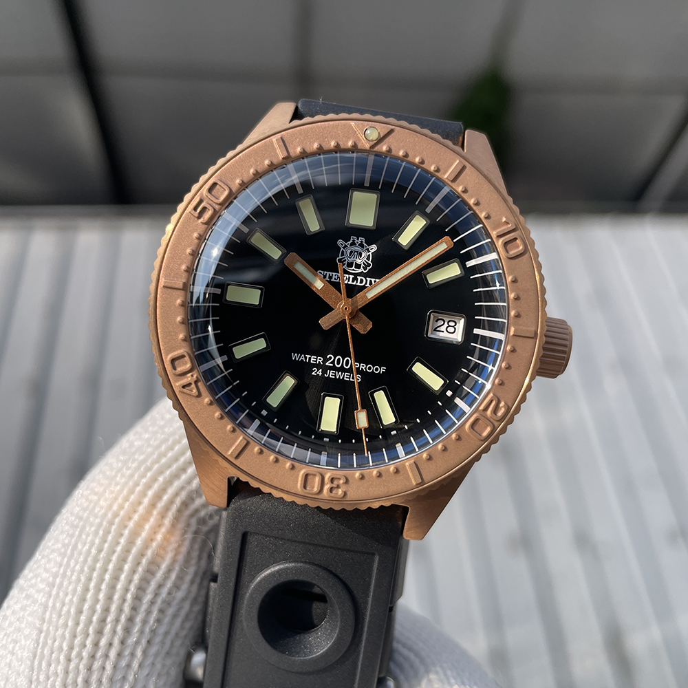 STEELDIVE Official SD1962S Black Dial Swiss Luminous Bronze Ceramic Bezel 41.9MM Solid Bronze NH35 Automatic Mens Sports Watch 200M