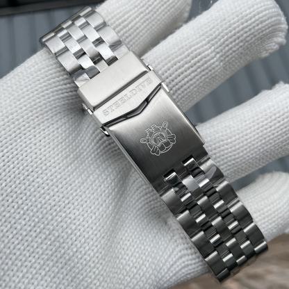 STEELDIVE Official SD1930 Date Function 43MM 200M Waterproof Sapphire Glass NH35 Automatic Movement Mens Dive Watch