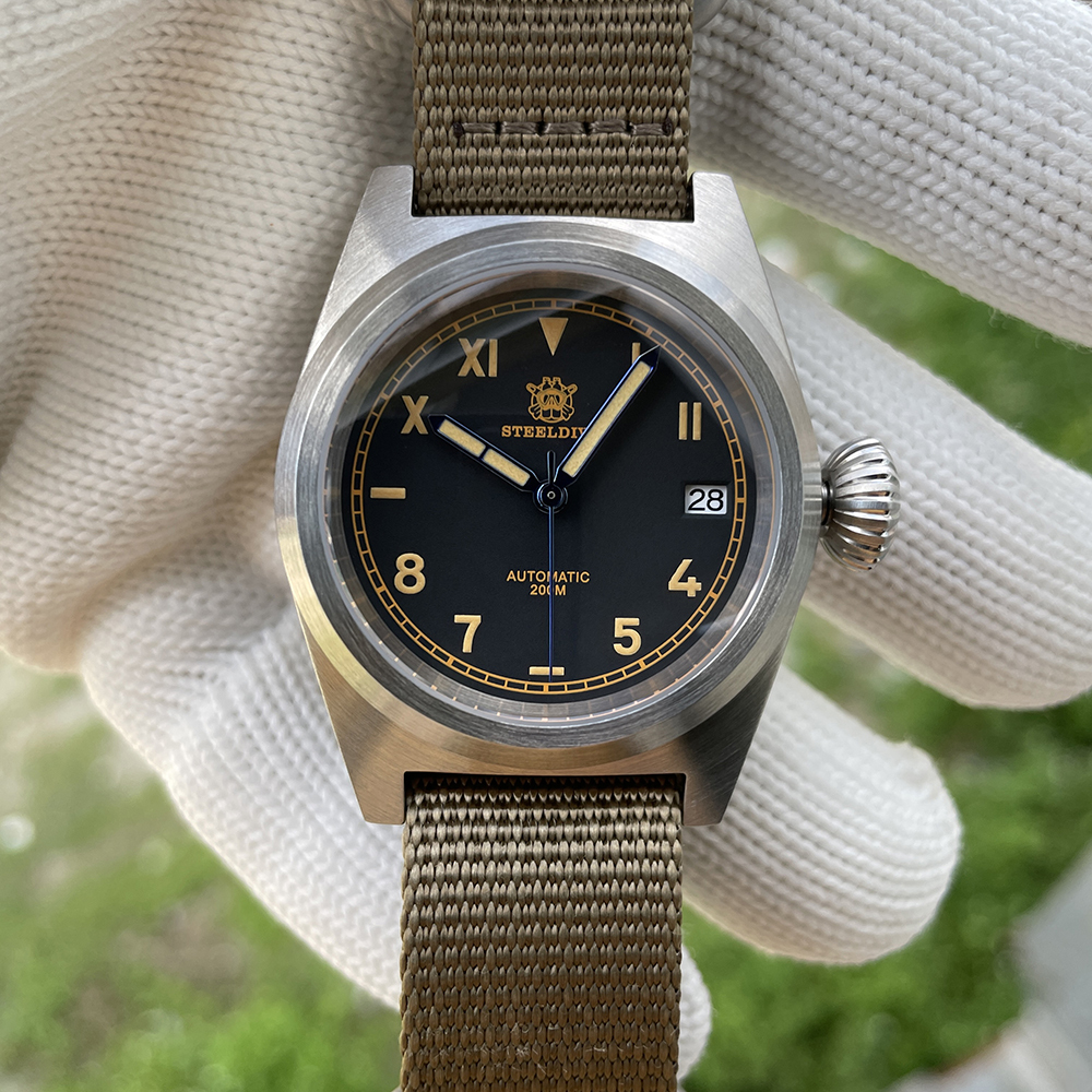 STEELDIVE Official SD1904 38MM NH35 Automatic 200M Dive Watch