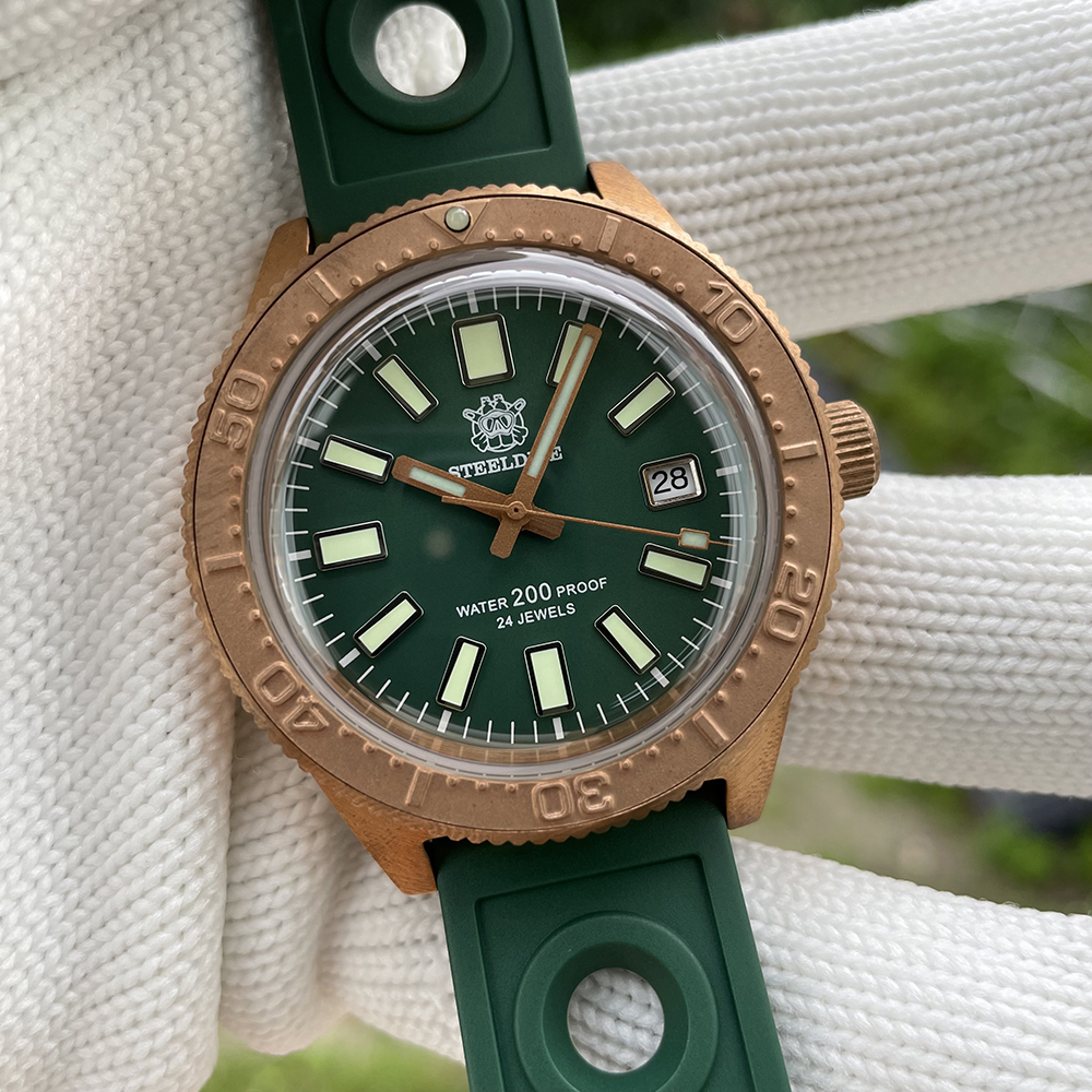 STEELDIVE Official SD1962S Swiss C3 Luminous 200M NH35 Automatic Movement Solid Bronze Case Mens Dive Watch