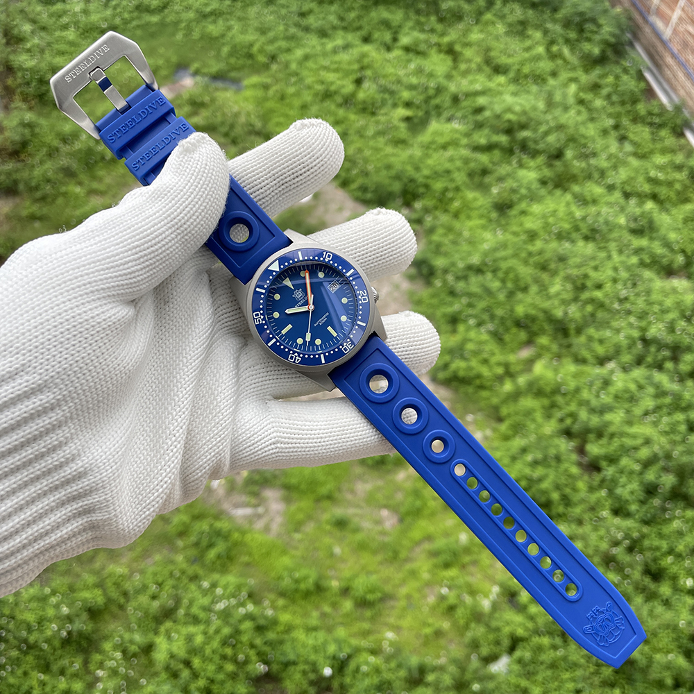 STEELDIVE Official SD1979 42mm Case Swiss Luminous Ceramic Bezel Sapphire Glass NH35 200M Waterproof Dive Watch Men