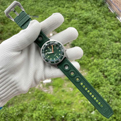 STEELDIVE Official SD1979 42mm Case Swiss Luminous Ceramic Bezel Sapphire Glass NH35 200M Waterproof Dive Watch Men