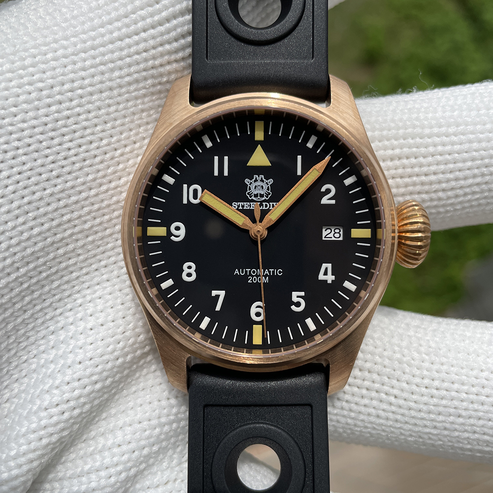 STEELDIVE Official SD1928S Small Size 39MM Solid Bronze Sapphire Glass  200M Waterproof NH35 Automatic Mens Dive Watch