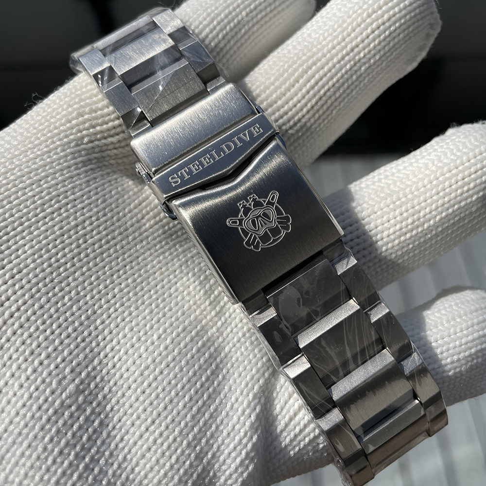 STEELDIVE Official SD1975 Sunray Yellow Dial Swiss Luminous 300M Waterproof Sapphire Glass NH35 Automatic Mens Dive Watch