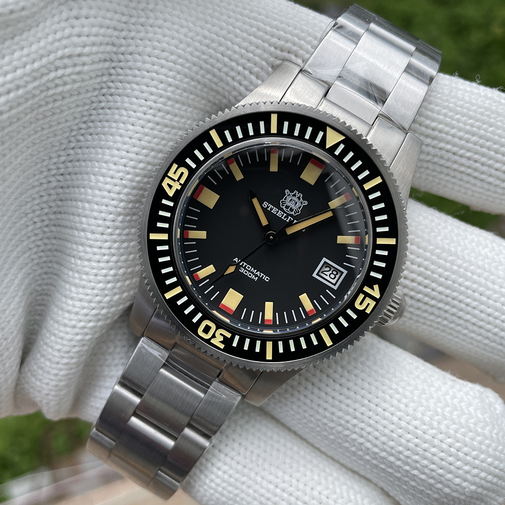 STEELDIVE Official SD1952T Super Luminous NH35 Automatic Sapphire Glass 300M Dive Watch for Men