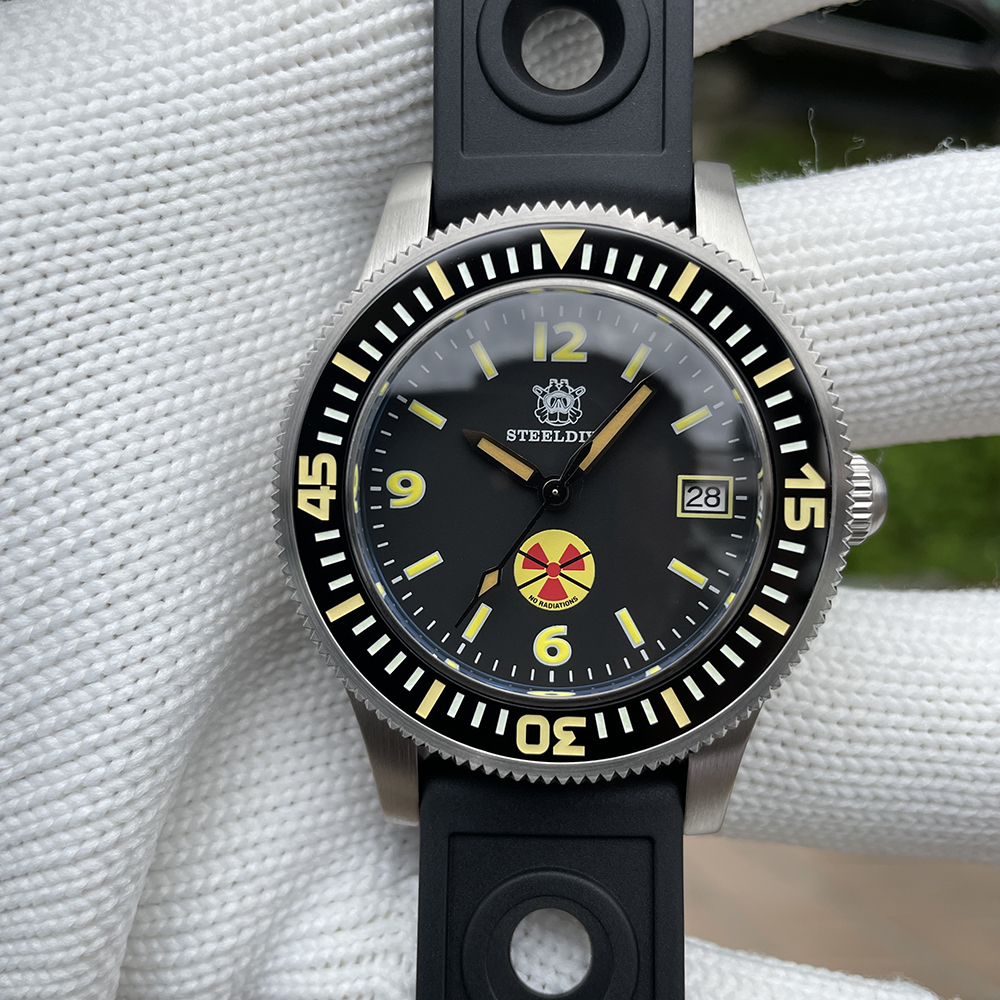 STEELDIVE Offiicial SD1952T Top Brand 300M Waterproof NH35 Automatic Mens Dive Watch